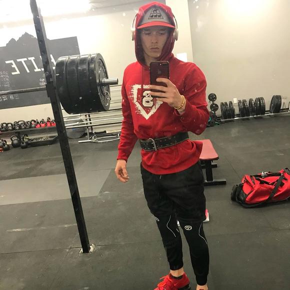 Meet your Posher, Russell - Picture 1 of 1